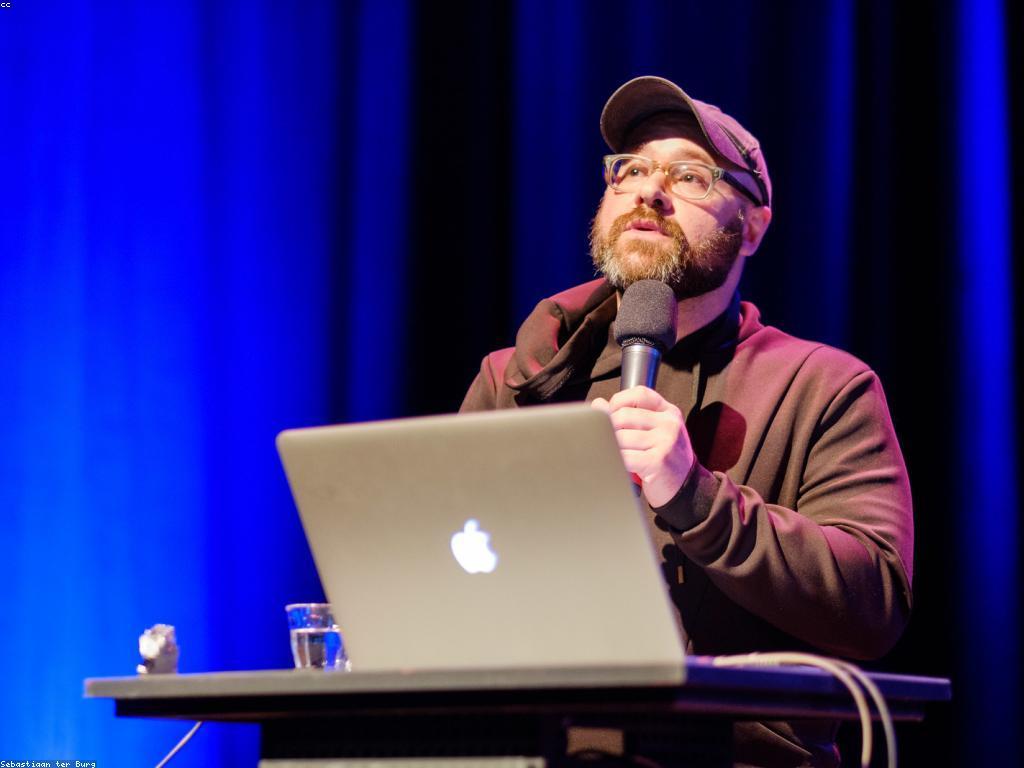 ព័ត៌មានថ្មីៗ: ការអភិវឌ្ឍន៍នៃពត៌មានក្នុងសម័យឌីជីថល