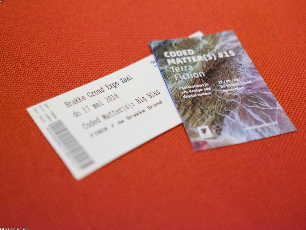ការវិភាគនៃព័ត៌មានថ្មីៗ៖ ទស្សនៈថ្មីៗ និងនវានុវត្ត